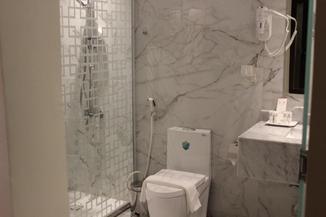 Glamour Hotel Джеда Екстериор снимка
