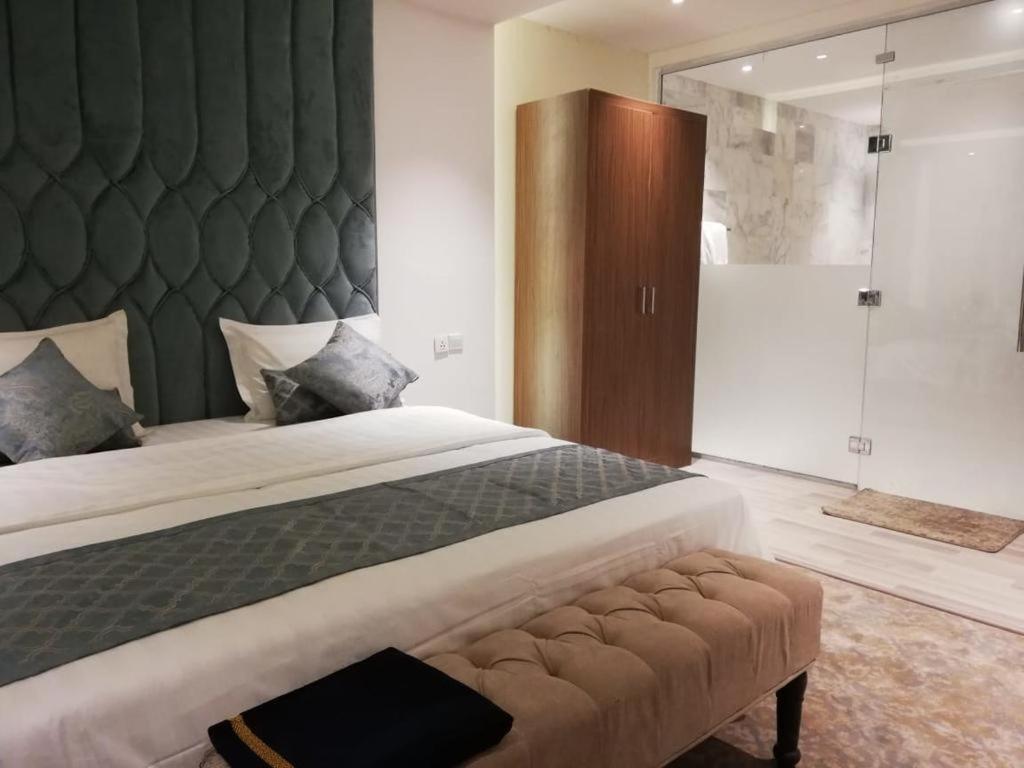 Glamour Hotel Джеда Екстериор снимка