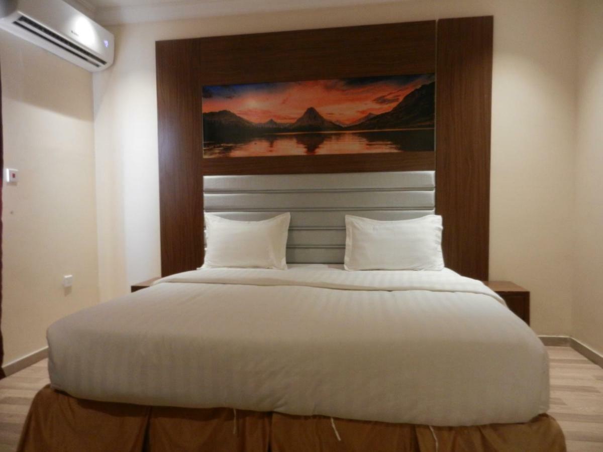 Glamour Hotel Джеда Екстериор снимка