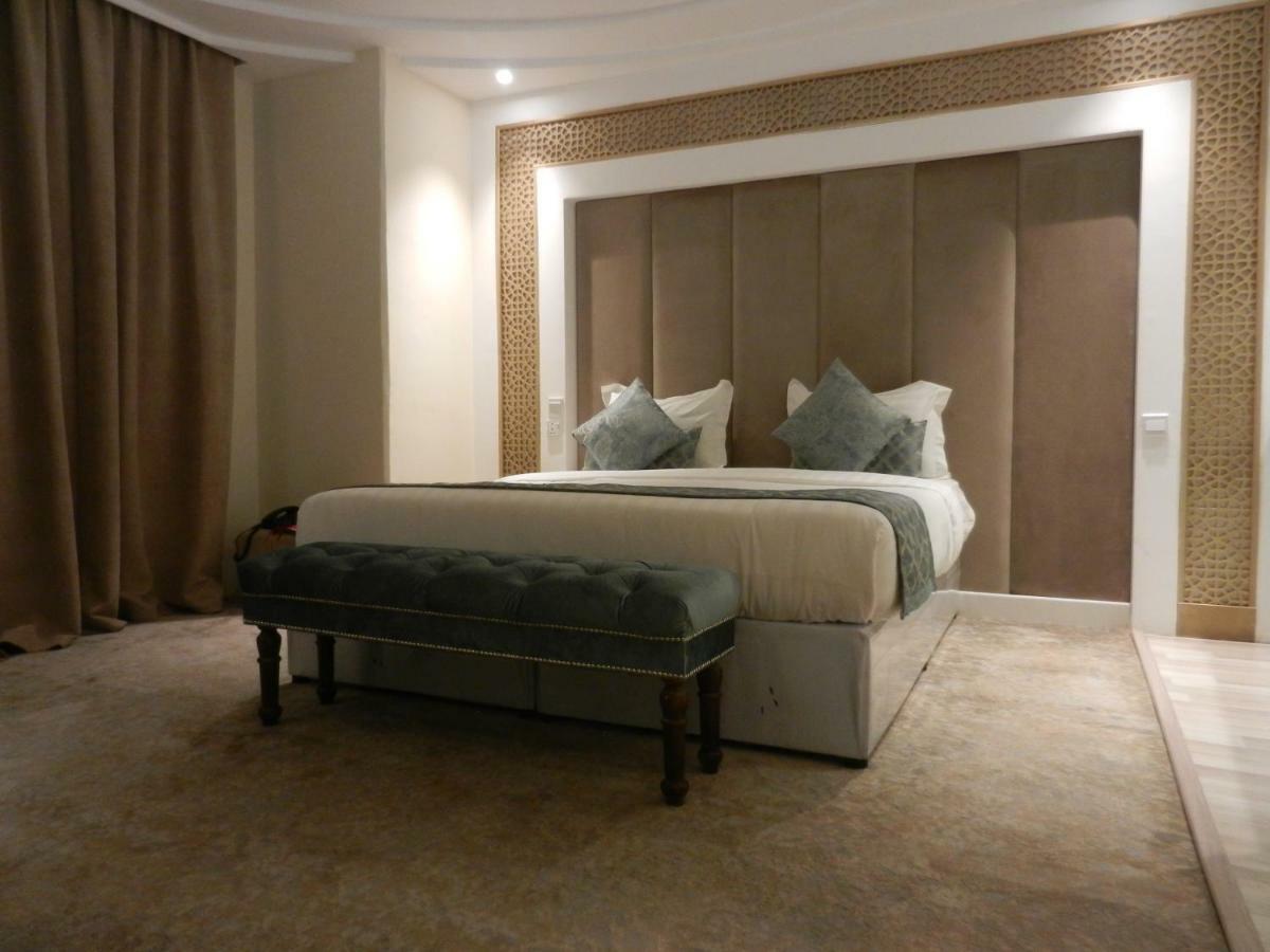 Glamour Hotel Джеда Екстериор снимка