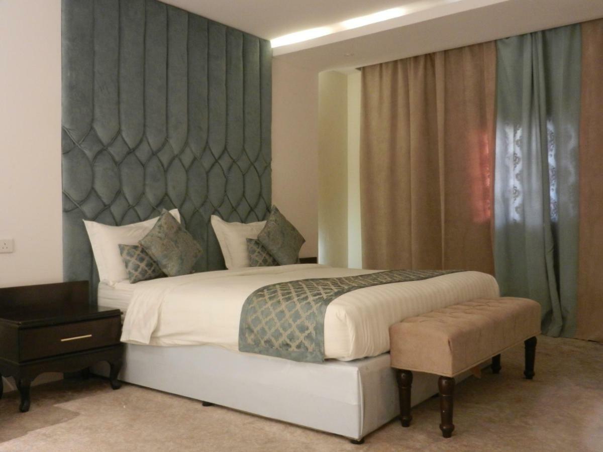 Glamour Hotel Джеда Екстериор снимка
